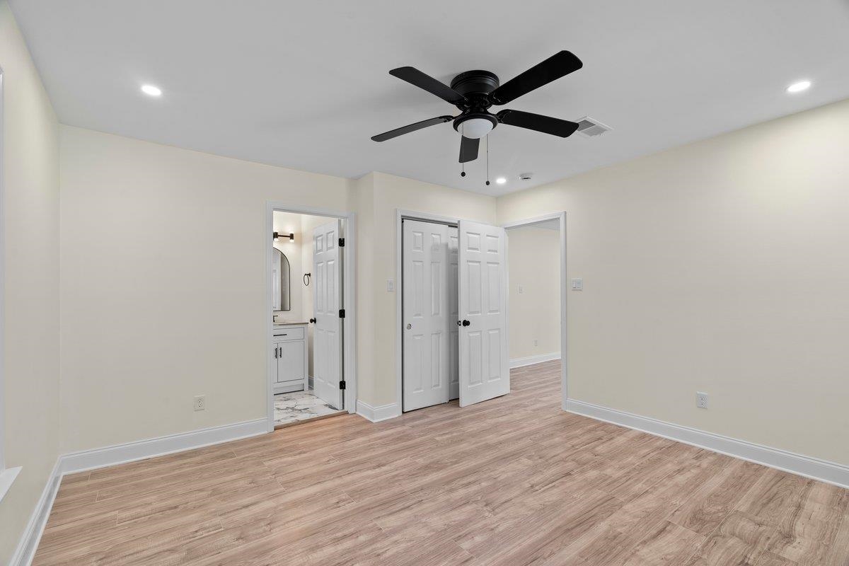 3607 Vanuys Road Memphis, TN 38111 - Photo 9 of 26 wooden floor in an empty room