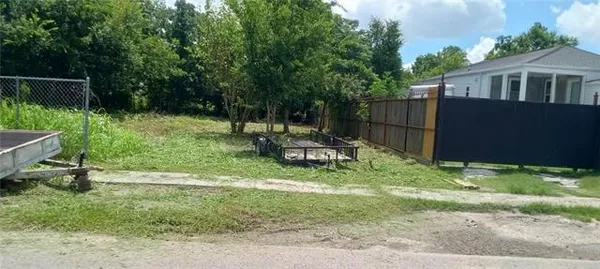 $15,000 | 2409 Flood Street, New Orleans, LA 70117