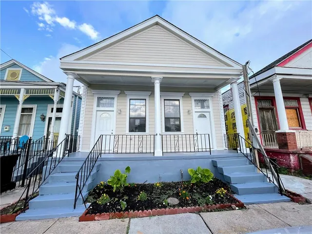 $1,650 | 3435 Magnolia Street, New Orleans, LA 70115