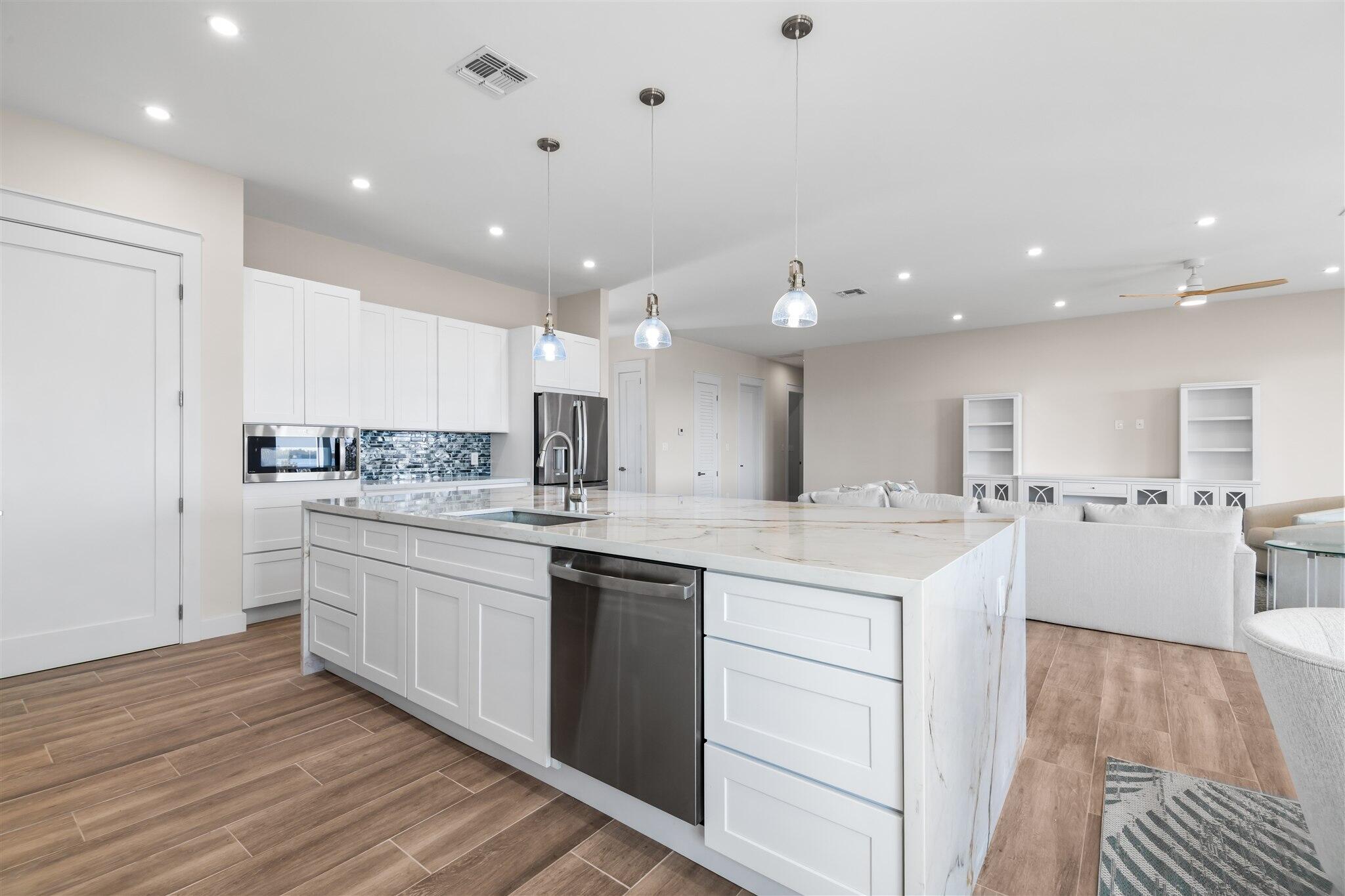 30995 Watson Boulevard Big Pine Key, FL 33043 - Photo 9 of 52 Kitchen