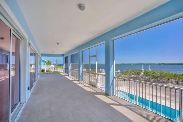 $2,300,000 | 30995 Watson Boulevard, Big Pine Key, FL 33043