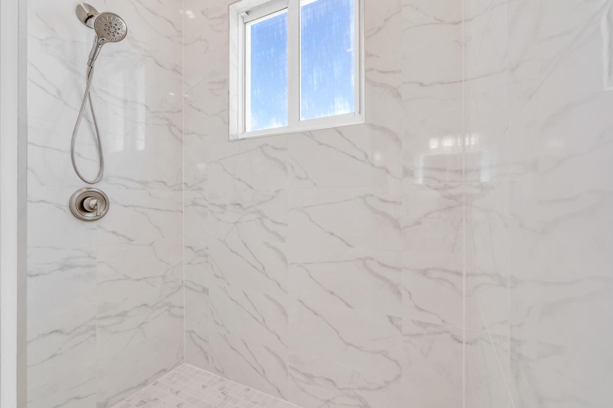 30995 Watson Boulevard Big Pine Key, FL 33043 - Photo 27 of 52 Primary En Suite