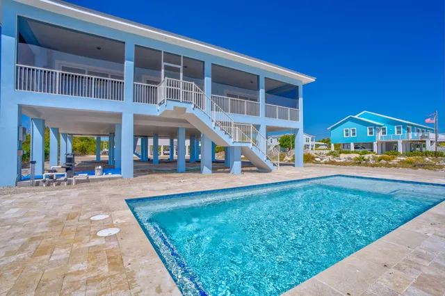 $2,300,000 | 30995 Watson Boulevard, Big Pine Key, FL 33043