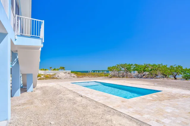 $2,300,000 | 30995 Watson Boulevard, Big Pine Key, FL 33043