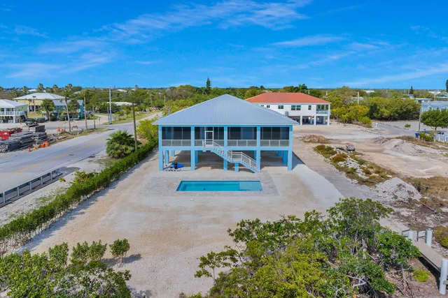 $2,300,000 | 30995 Watson Boulevard, Big Pine Key, FL 33043