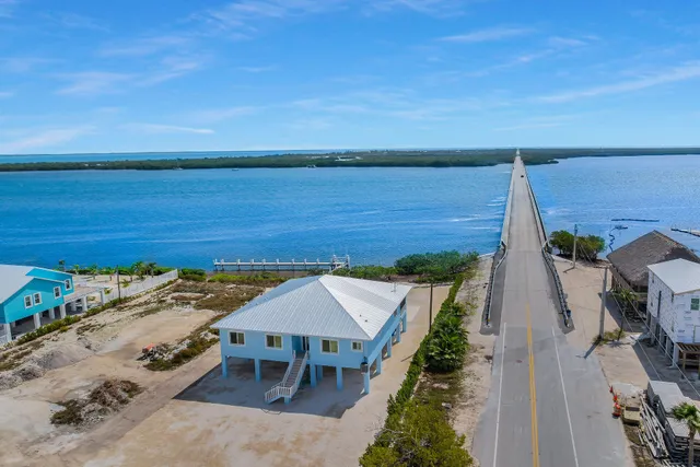 $2,300,000 | 30995 Watson Boulevard, Big Pine Key, FL 33043