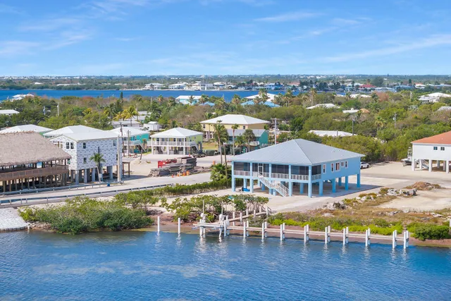 $2,300,000 | 30995 Watson Boulevard, Big Pine Key, FL 33043