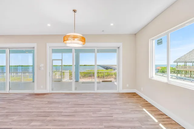 $2,300,000 | 30995 Watson Boulevard, Big Pine Key, FL 33043