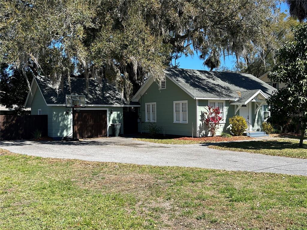 5731 Michigan Avenue New Port Richey, FL 34652 - Photo 7 of 52 Gallery Image 7