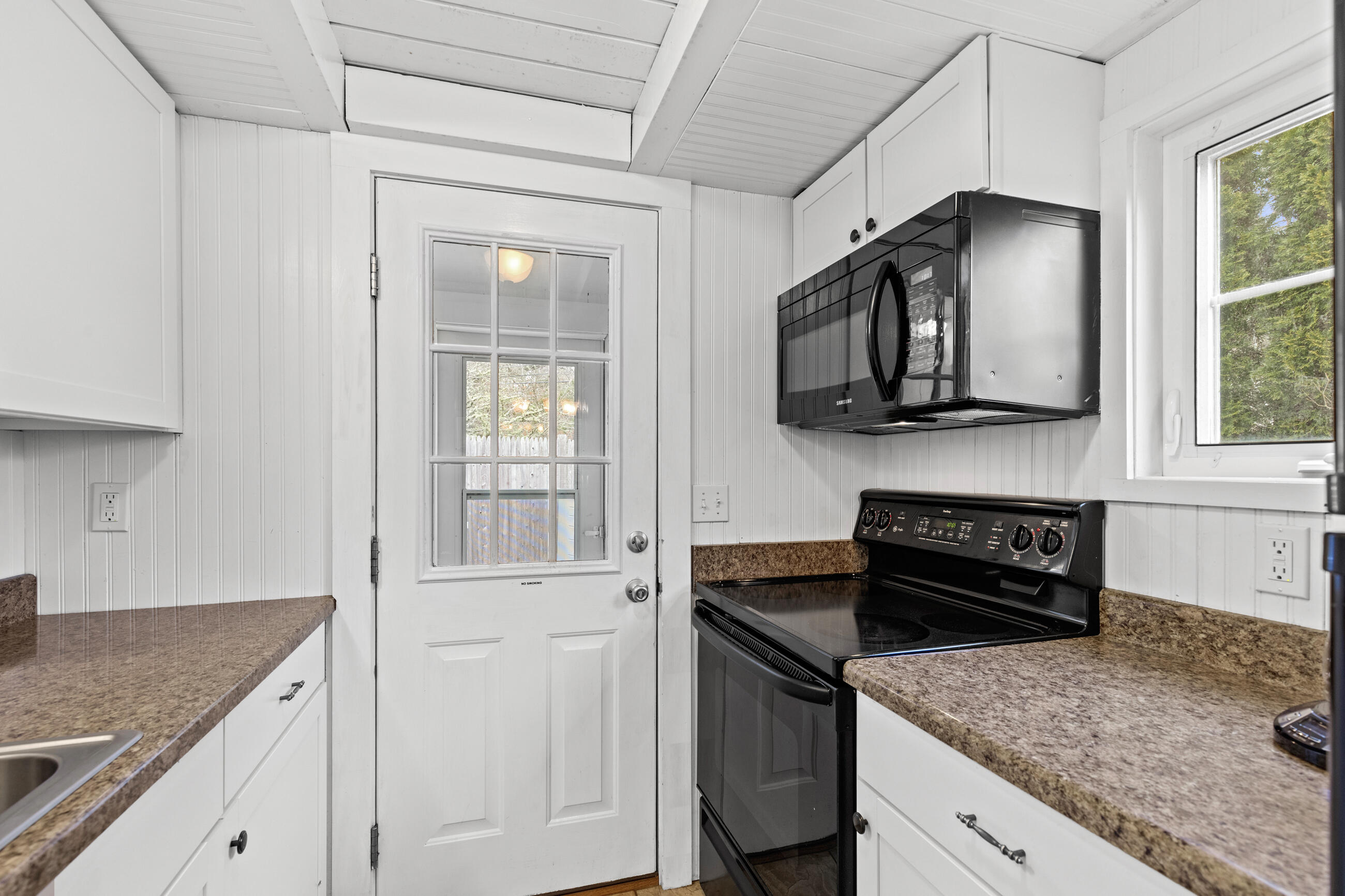 78 Upper County Road, Unit A & B Dennis, MA 02639 - Photo 29 of 49 78 Upper County Unit 2 (9)