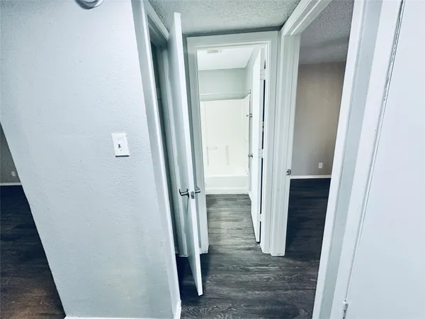 $1,125 | 5507 Rose Hill Circle, Unit B, Austin, TX 78745