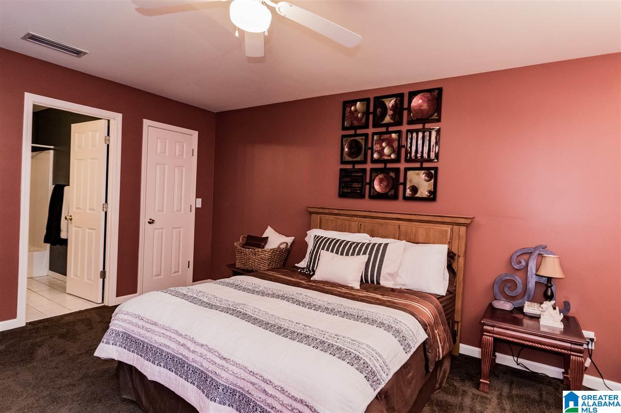 105 Amanda Place Pelham, AL 35124 - Photo 27 of 33