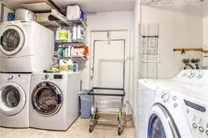 $3,300 | 1410 Northeast 56th Court, Unit 1410, Fort Lauderdale, FL 33334