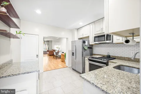 $325,000 | 506 South Montford Avenue, Baltimore, MD 21224