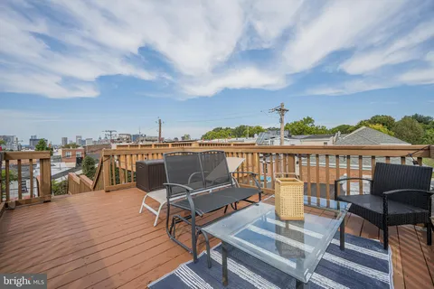 $325,000 | 506 South Montford Avenue, Baltimore, MD 21224