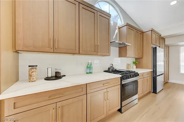 $724,998 | 11 Cozy Glen Circle, Henderson, NV 89074