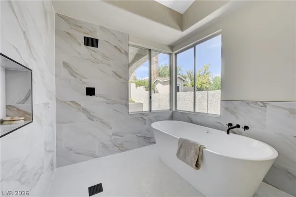 $724,998 | 11 Cozy Glen Circle, Henderson, NV 89074