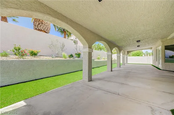 $724,998 | 11 Cozy Glen Circle, Henderson, NV 89074