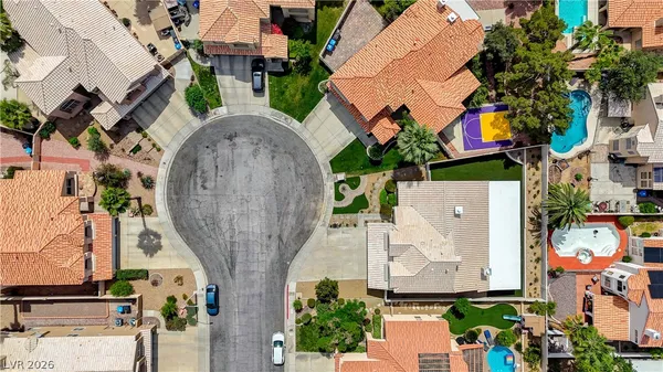 $724,998 | 11 Cozy Glen Circle, Henderson, NV 89074