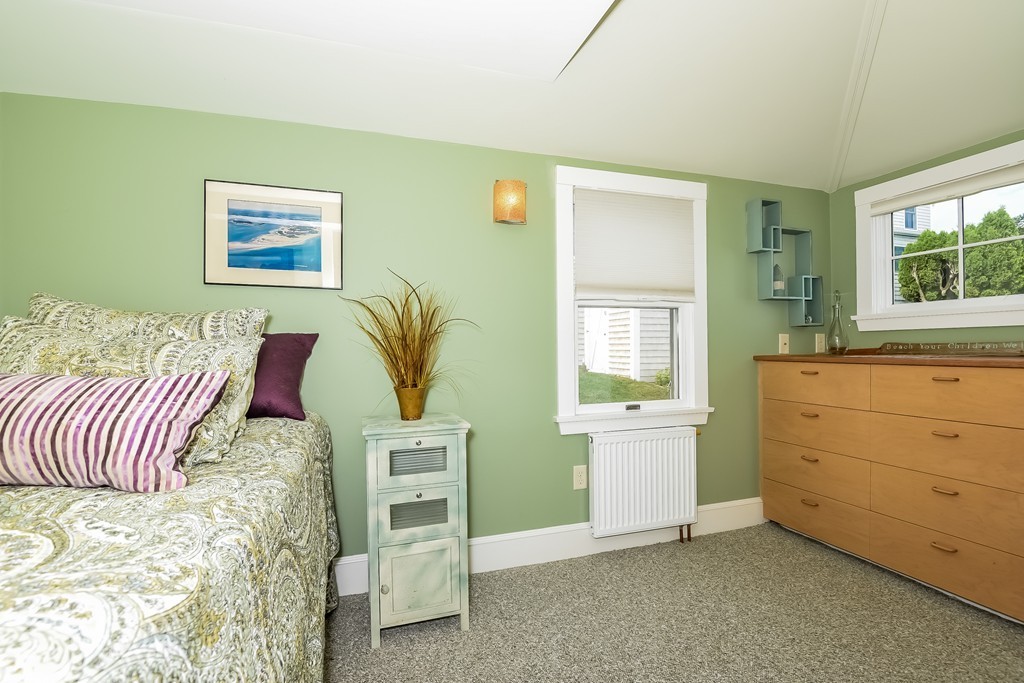 32 Middle Road Ipswich, MA 01938 - Photo 18 of 30