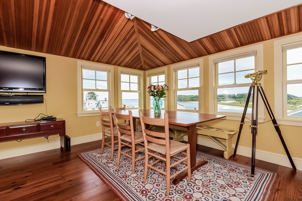 32 Middle Road Ipswich, MA 01938 - Photo 7 of 30