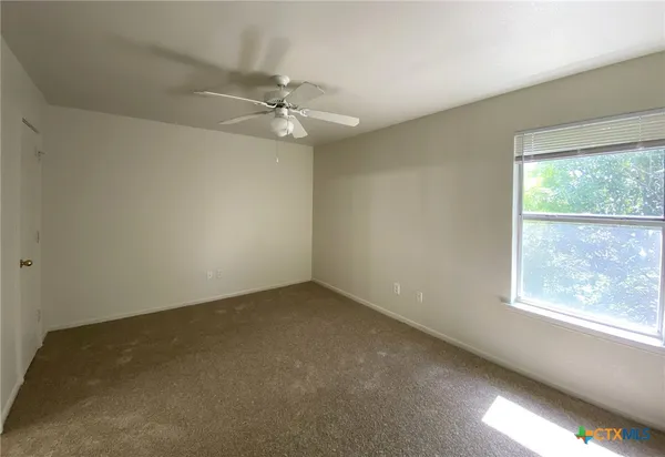 $820 | 334 South 40th Street, Unit C, Killeen, TX 76543