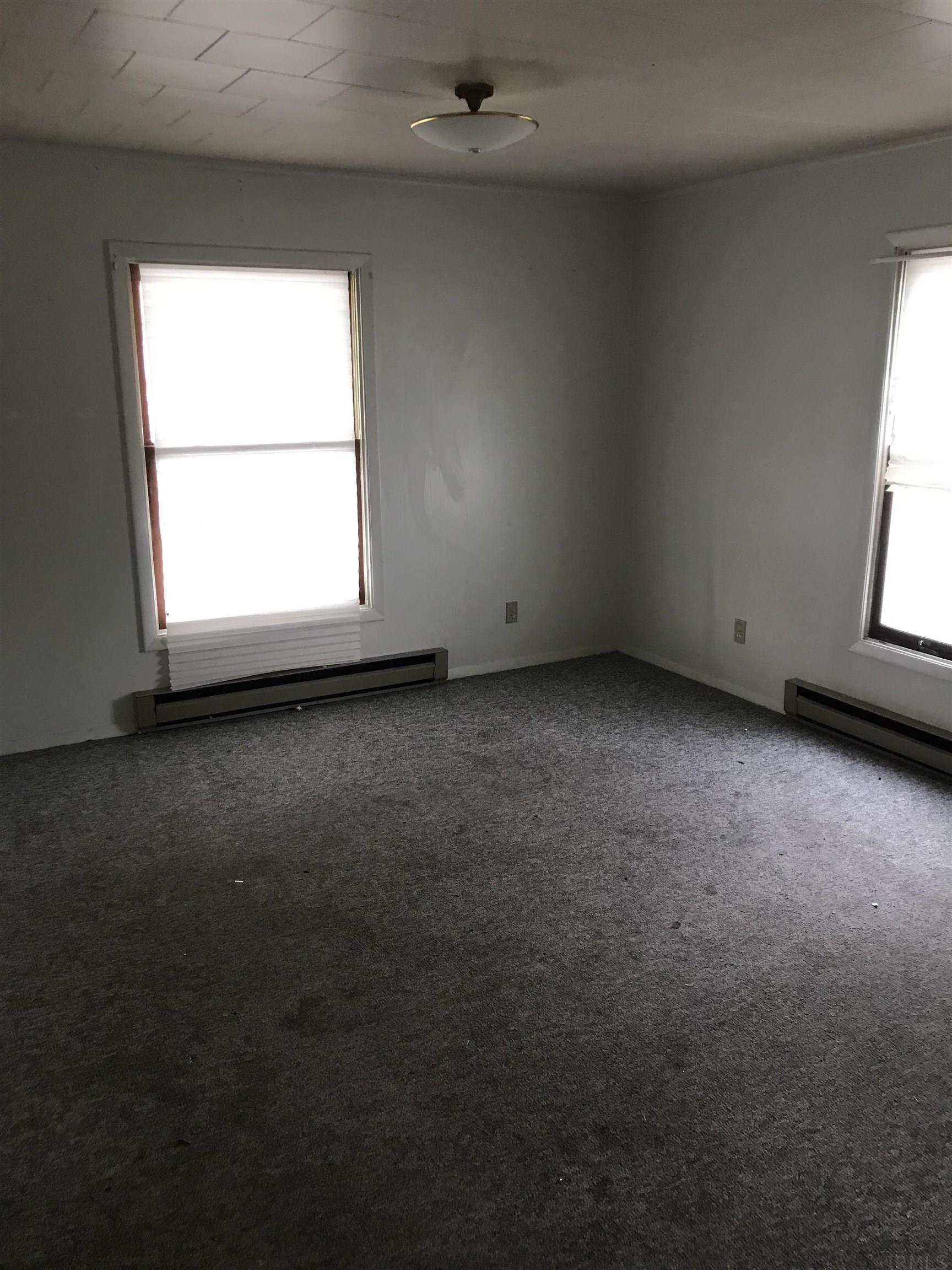 520 West State Street Albany, IN 47320 - Photo 4 of 7