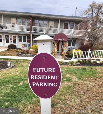 $1,189 | 76 Lark Circle, York, PA 17404