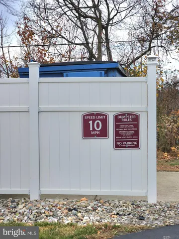 $1,189 | 76 Lark Circle, York, PA 17404