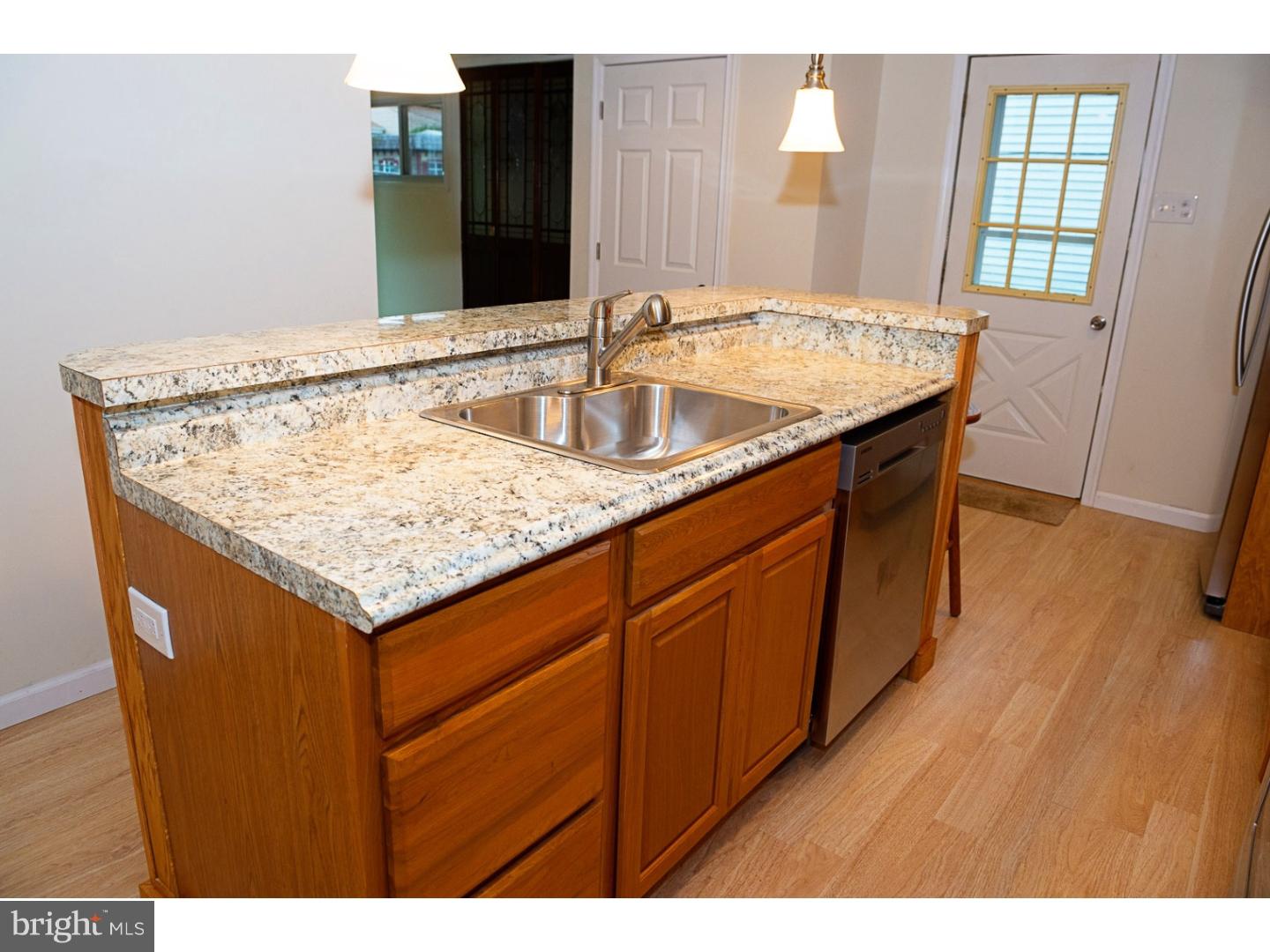2829 Comly Road Philadelphia, PA 19154 - Photo 5 of 25 Kitchen