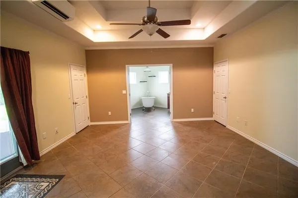 $445,000 | 125 Red Bird, Beeville, TX 78102