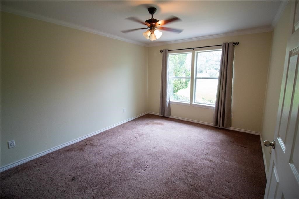 125 Red Bird Beeville, TX 78102 - Photo 16 of 37