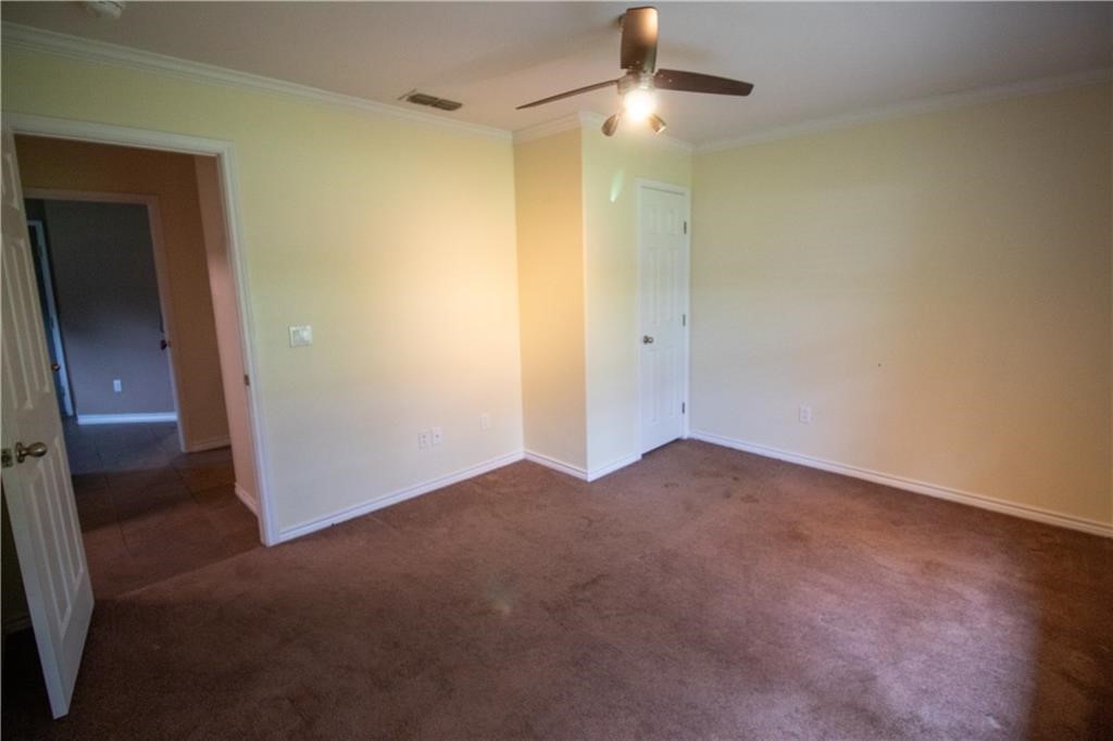 125 Red Bird Beeville, TX 78102 - Photo 18 of 37