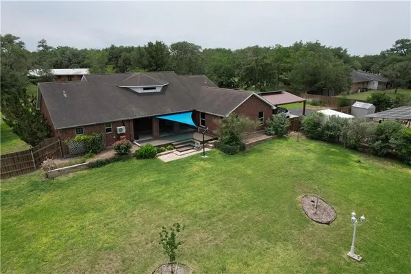 $445,000 | 125 Red Bird, Beeville, TX 78102