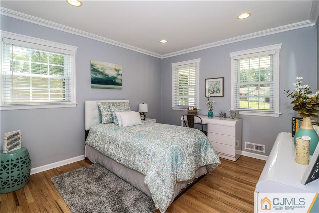 1 Tamarack Road Edison, NJ 08820 - Photo 17 of 25 Gallery Image 17