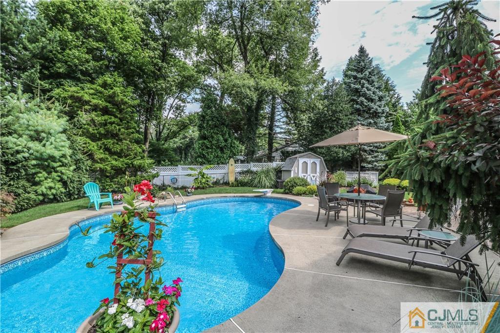 1 Tamarack Road Edison, NJ 08820 - Photo 24 of 25 Gallery Image 24