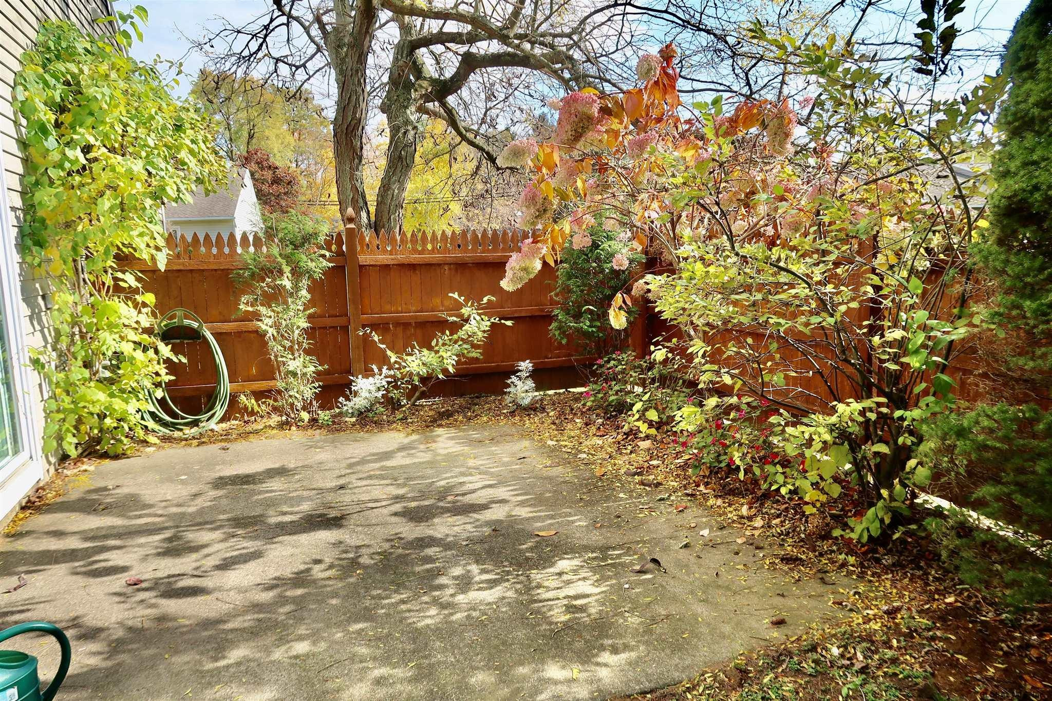 2045 Rosedale Way Guilderland, NY 12303 - Photo 9 of 45 Photo 9