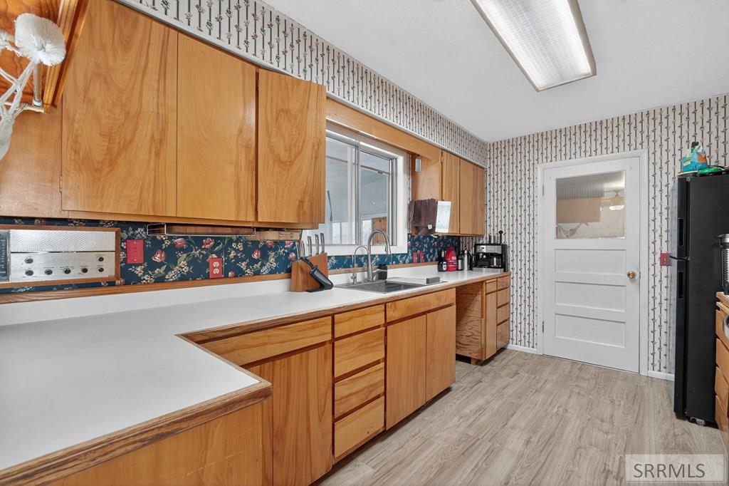 415 Sunset Drive Arco, ID 83213 - Photo 4 of 58