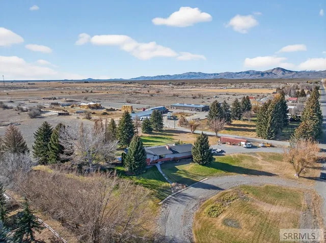 $385,000 | 415 Sunset Drive, Arco, ID 83213