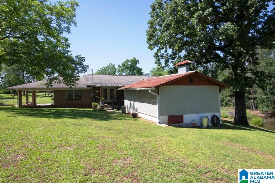 917 Pinewood Avenue Bessemer, AL 35023 - Photo 23 of 31