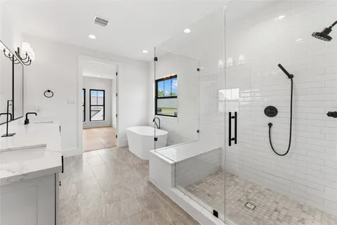 $699,900 | 517 East 4th Street, Houston, TX 77007