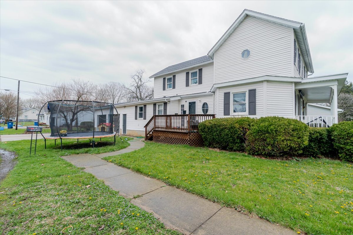 501 Northeast 3rd Street Atlanta, IL 61723 - Photo 24 of 28