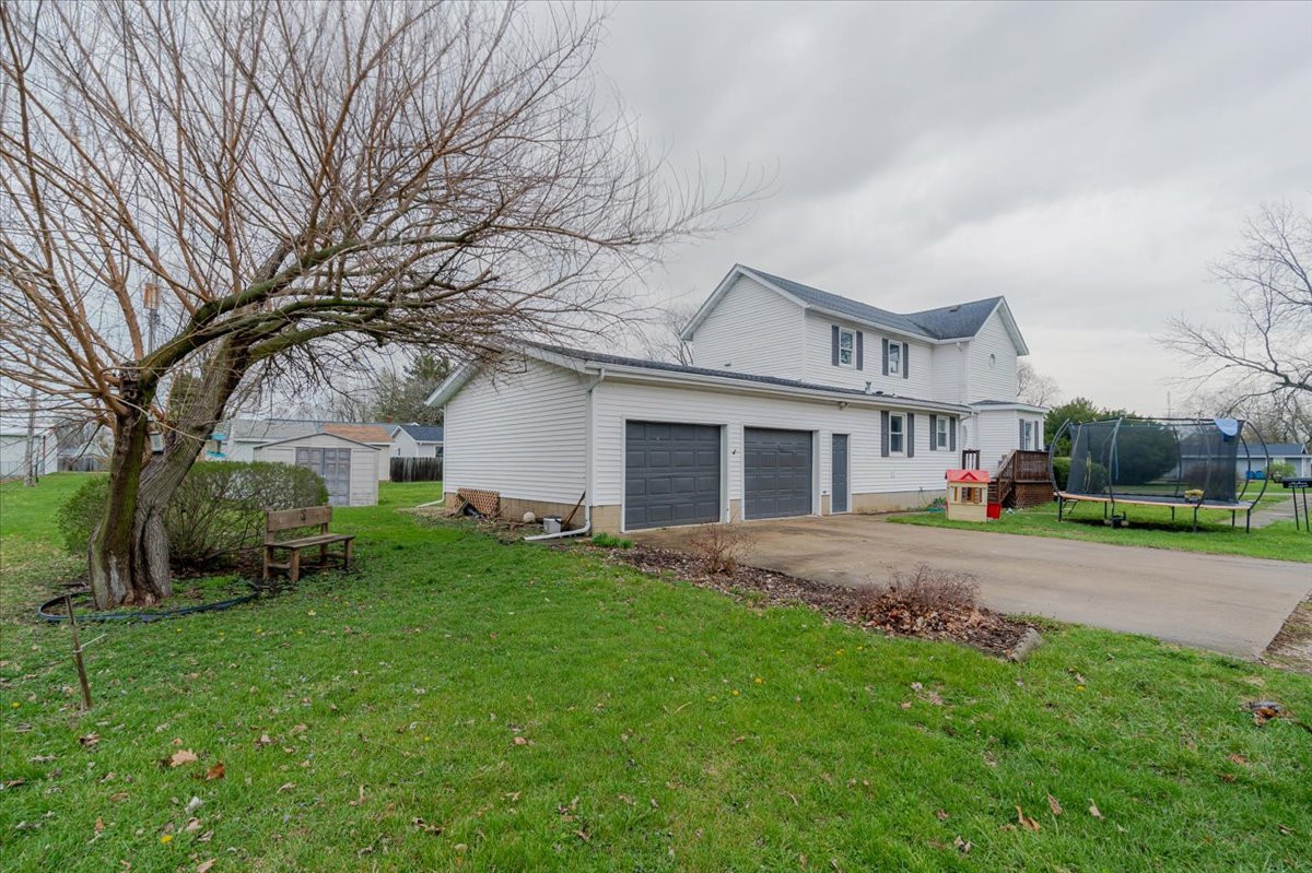 501 Northeast 3rd Street Atlanta, IL 61723 - Photo 26 of 28