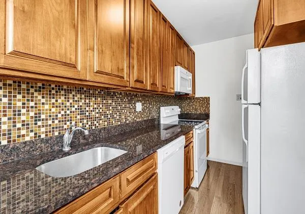 $260,000 | 21-05 33rd Street, Unit 5D | Astoria