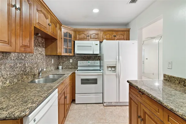 $2,200 | 17200 Northwest 51st Place, Unit A, Miami Gardens, FL 33055