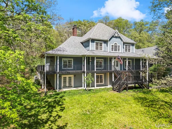 $950,000 | 17472 Thunder Valley Drive, Wildwood, MO 63025