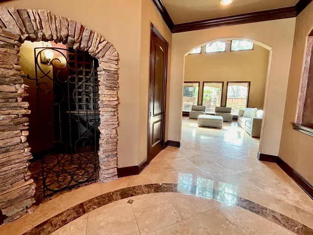 a view of living room kitchen