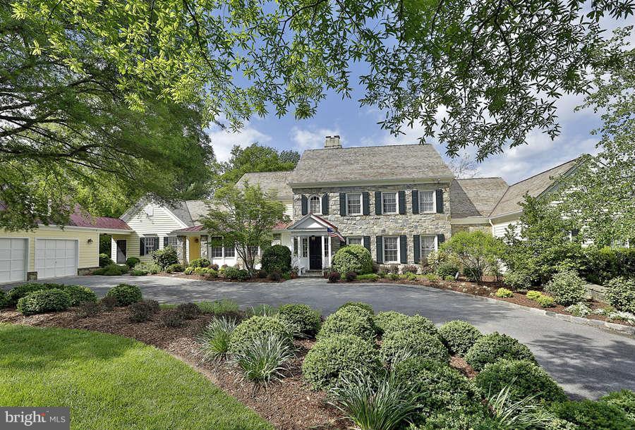 11005 Cripplegate Road Potomac, MD 20854 - Photo 1 of 23 Exterior Front