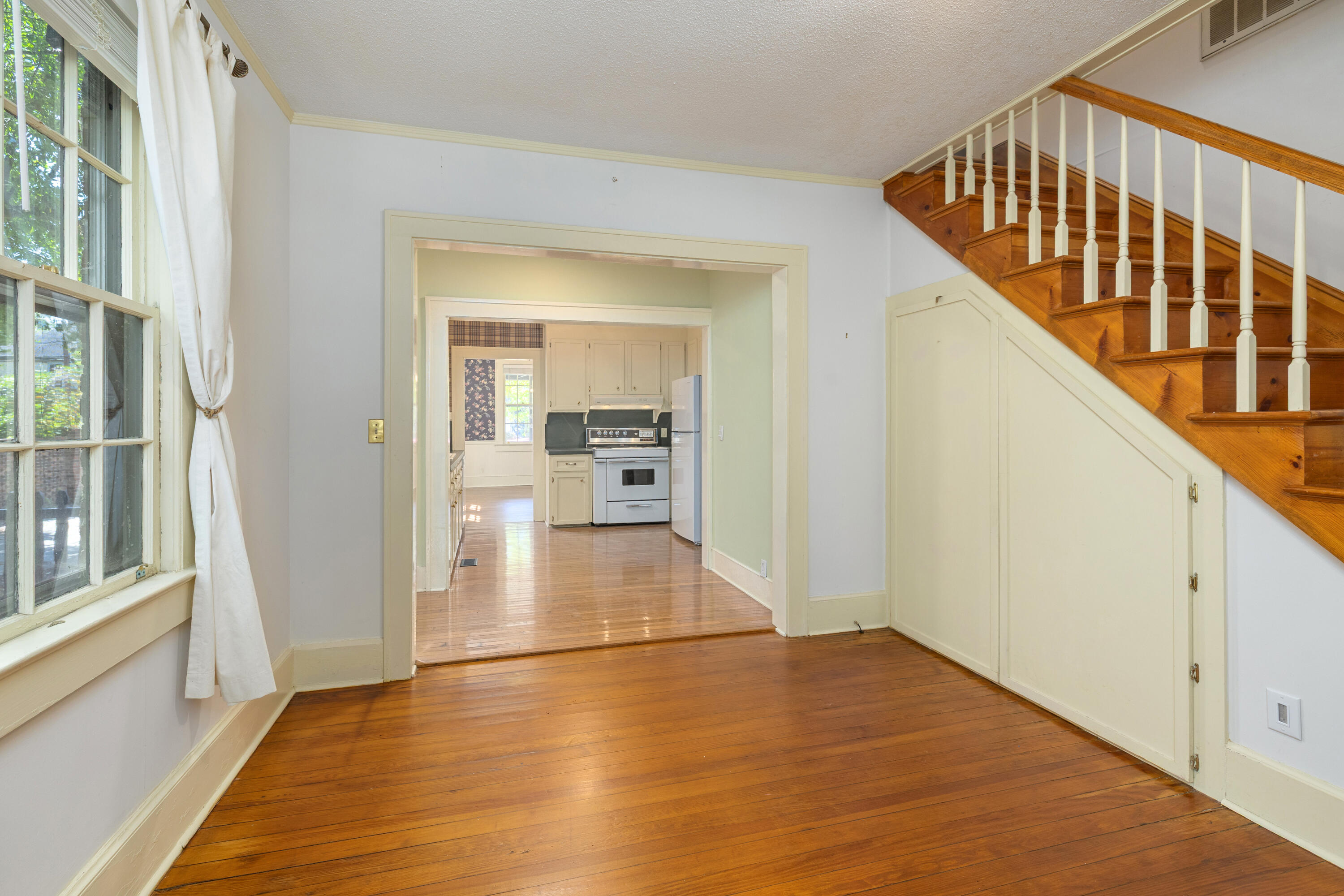 307 West Calhoun Street Sumter, SC 29150 - Photo 11 of 31 25