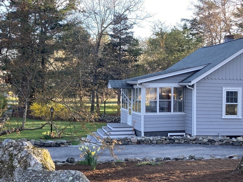 28 Rice Road Wayland, MA 01778 - Photo 2 of 16 Gallery Image 2